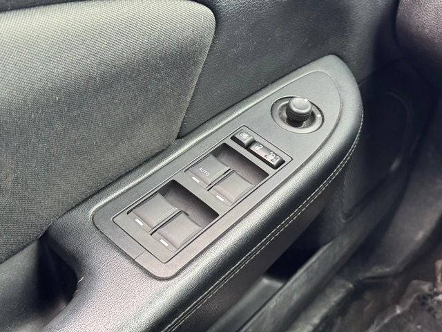 2011 Chrysler 200 Touring