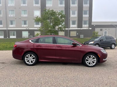 2015 Chrysler 200 Limited