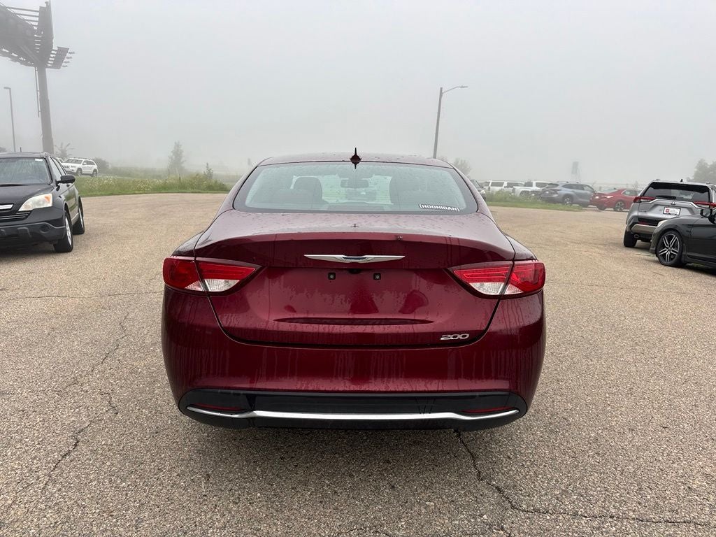 2015 Chrysler 200 Limited