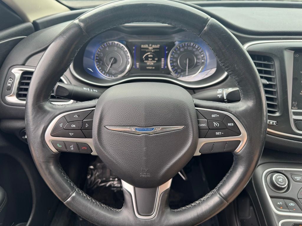 2017 Chrysler 200 Limited