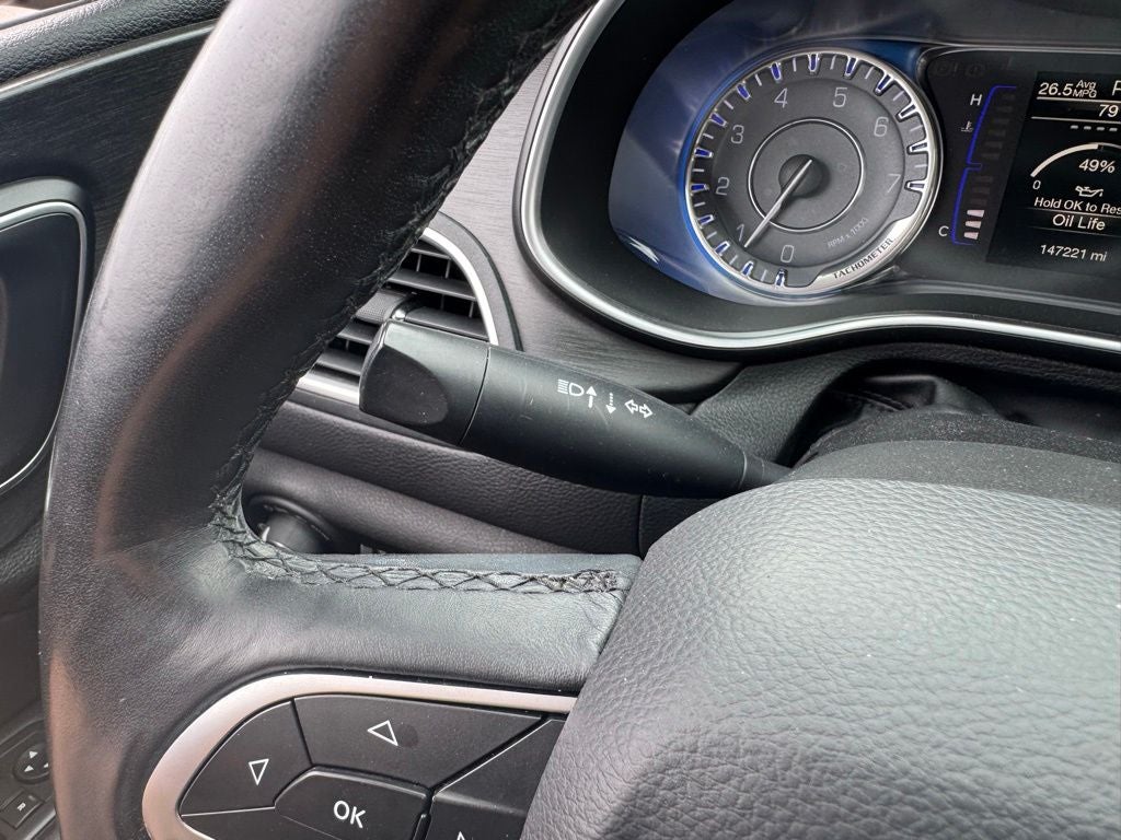 2017 Chrysler 200 Limited