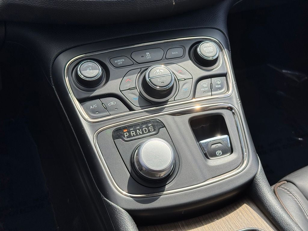 2015 Chrysler 200 C AWD