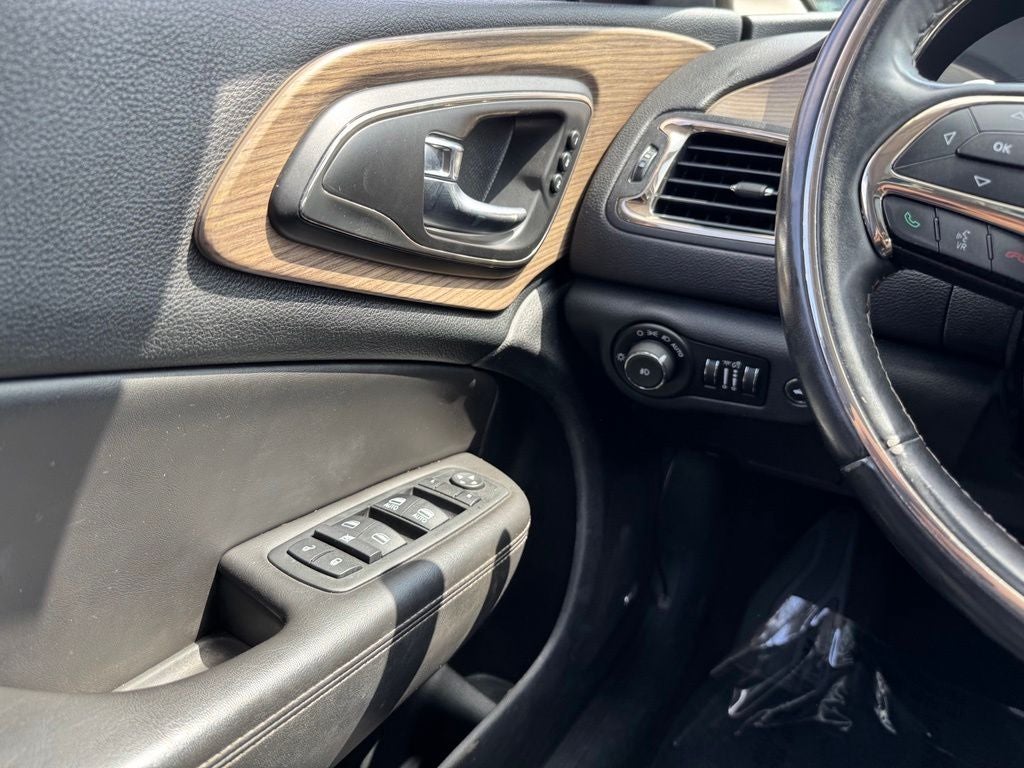 2015 Chrysler 200 C AWD