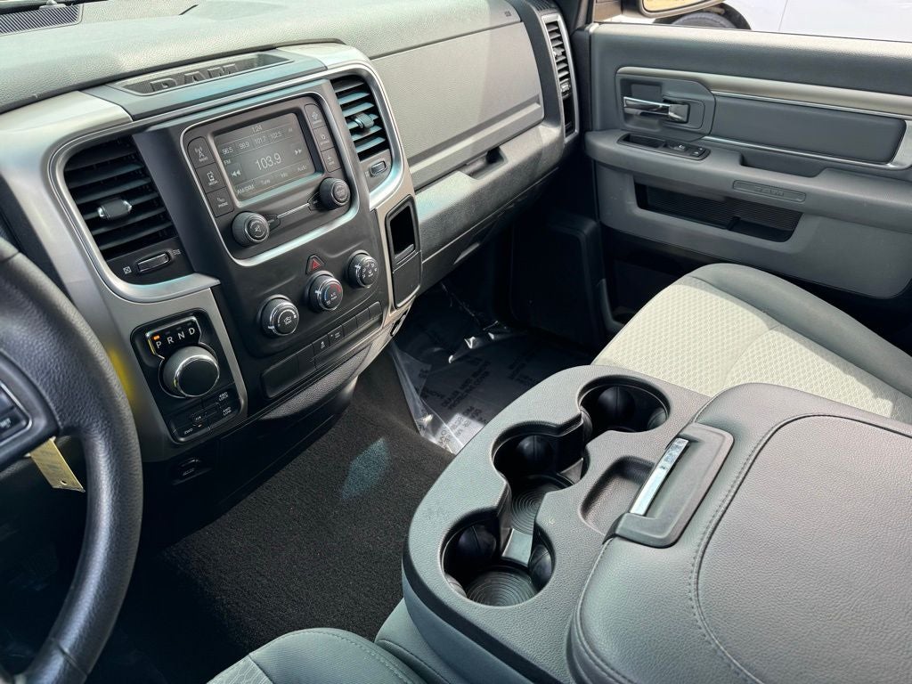 2017 RAM 1500 SLT