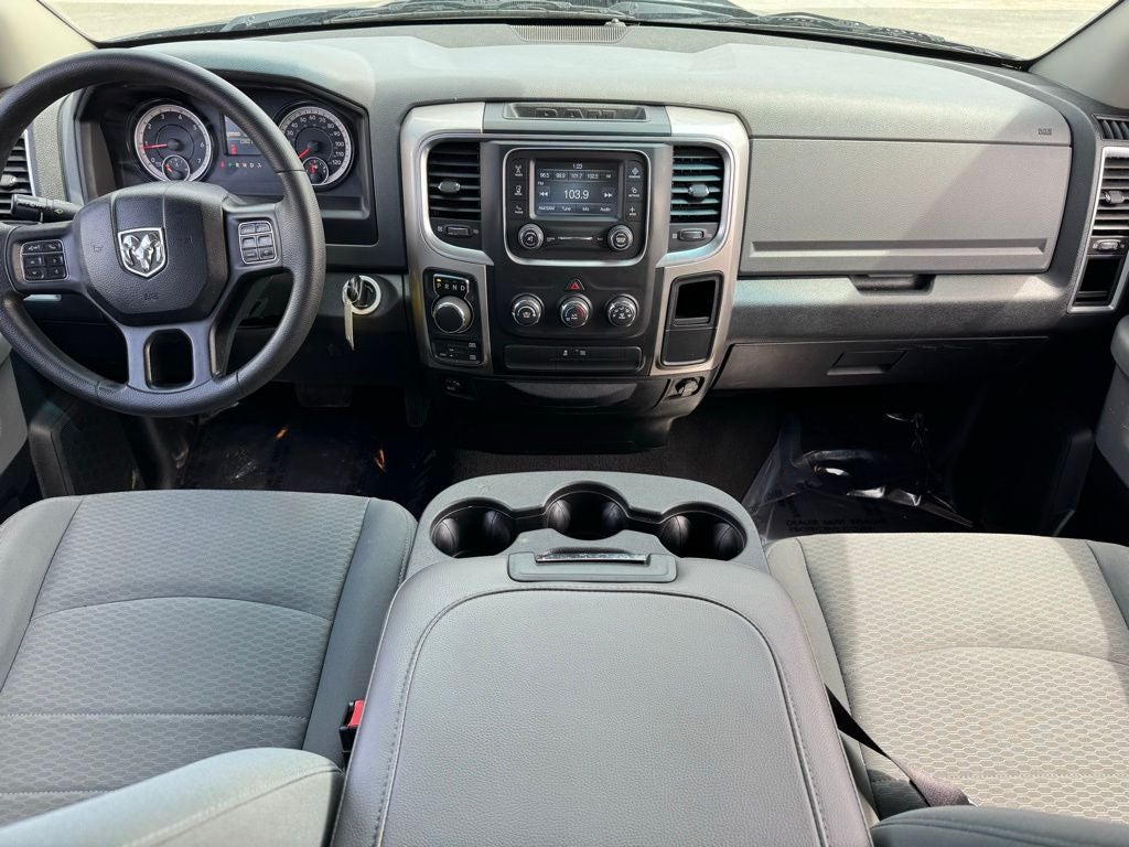 2017 RAM 1500 SLT