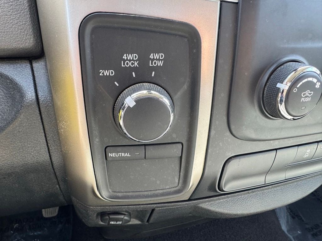 2013 RAM 1500 SLT
