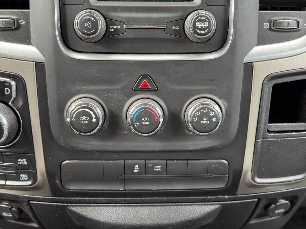 2018 RAM 1500 SLT
