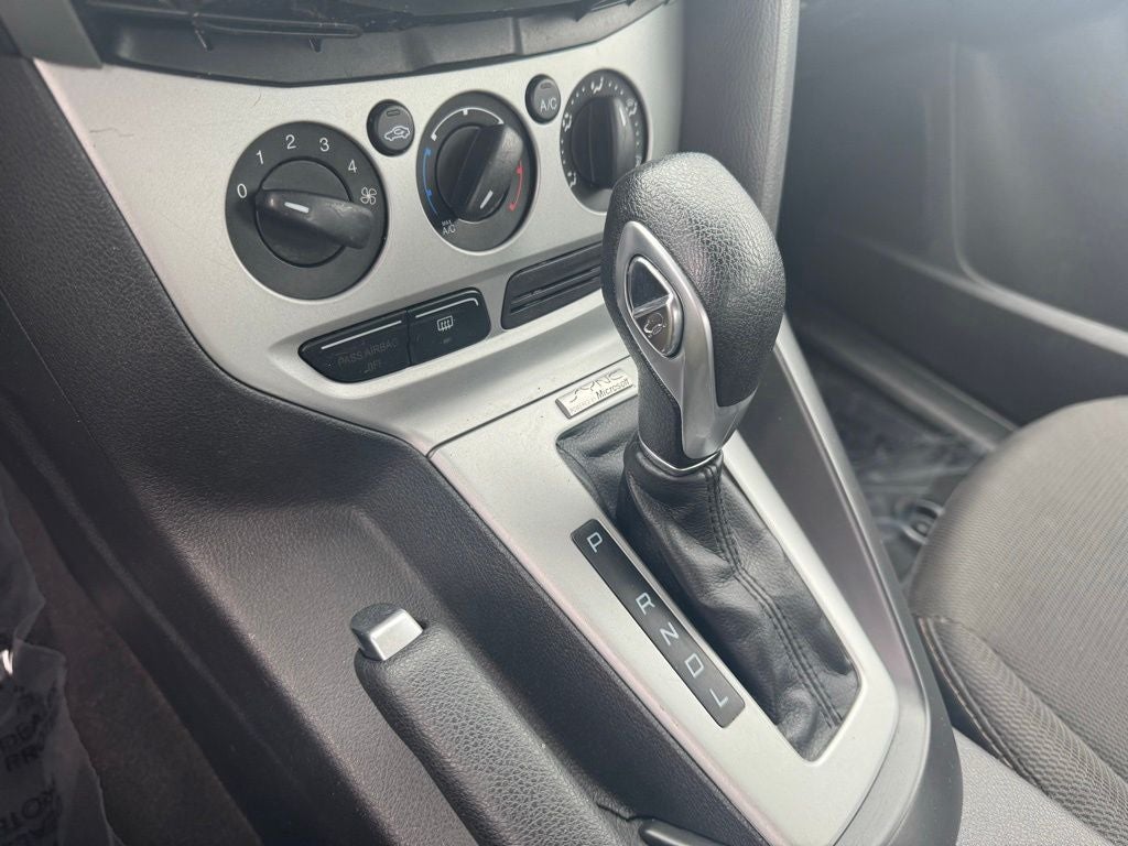 2014 Ford Focus SE unknown miles