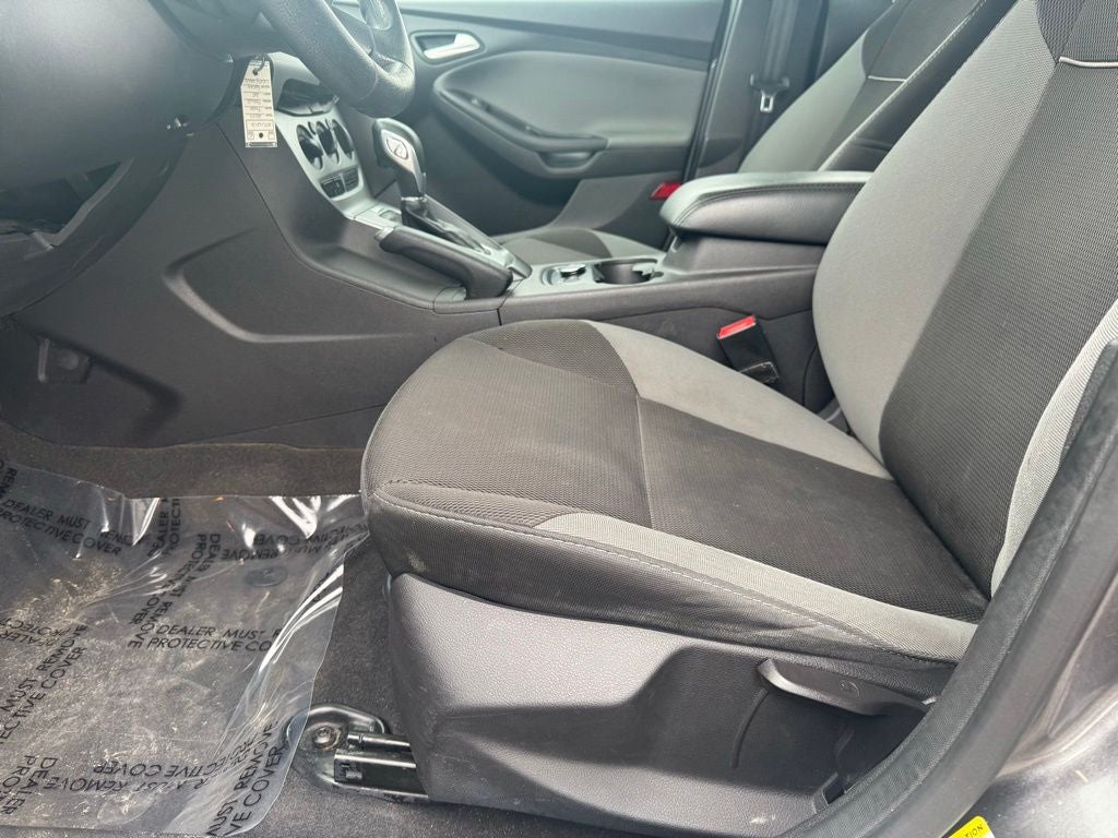 2014 Ford Focus SE unknown miles