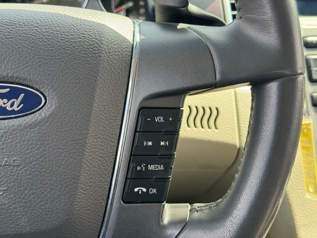 2011 Ford Taurus SEL AWD