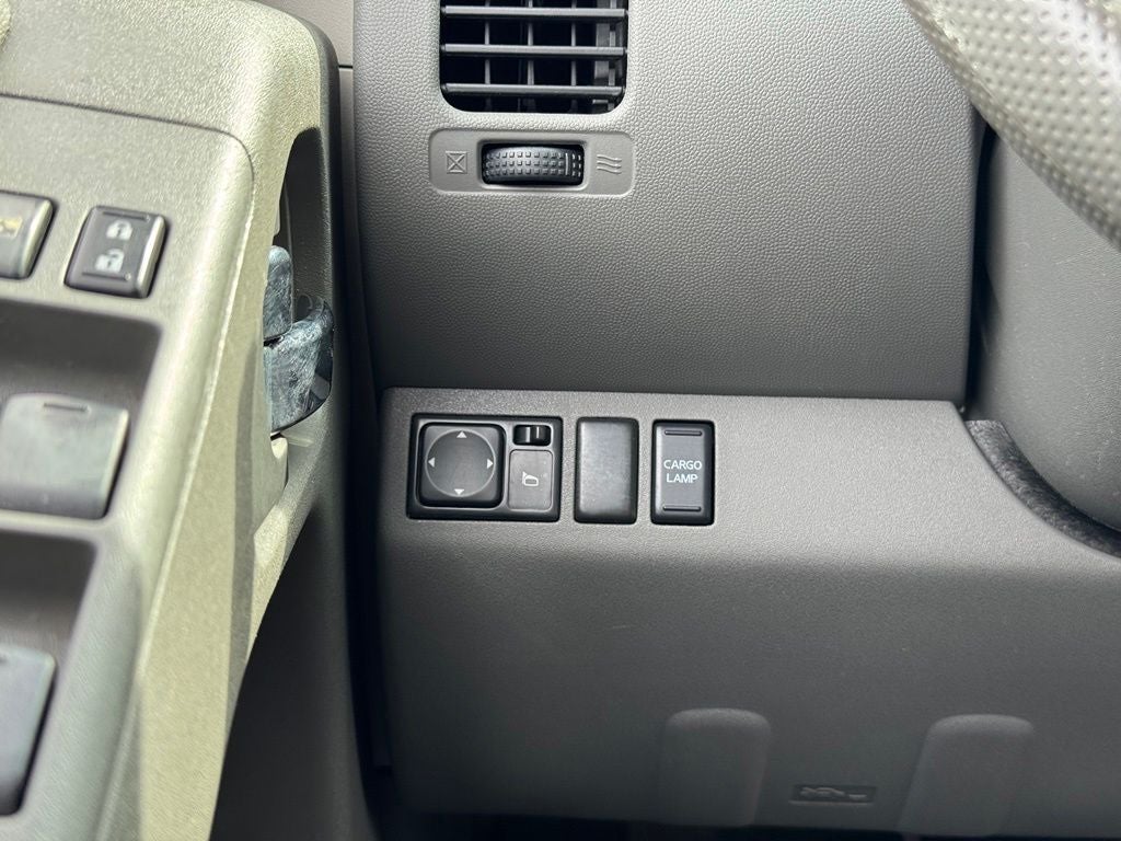 2012 Nissan Frontier Base