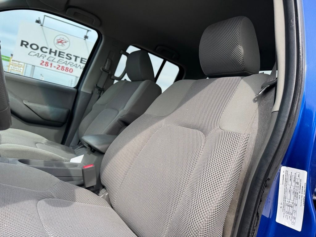 2012 Nissan Frontier Base