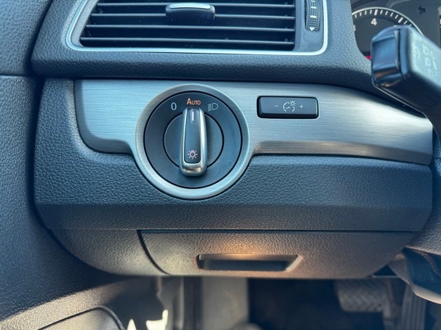2014 Volkswagen Passat 1.8T SE