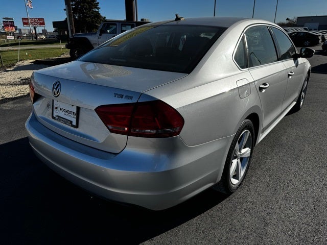 2014 Volkswagen Passat 1.8T SE