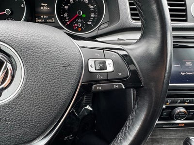 2017 Volkswagen Passat 1.8T SE w/Technology