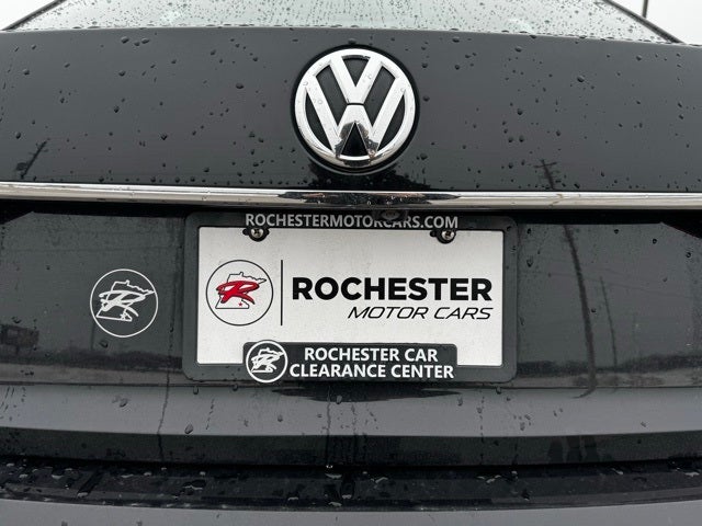 2017 Volkswagen Passat 1.8T SE w/Technology