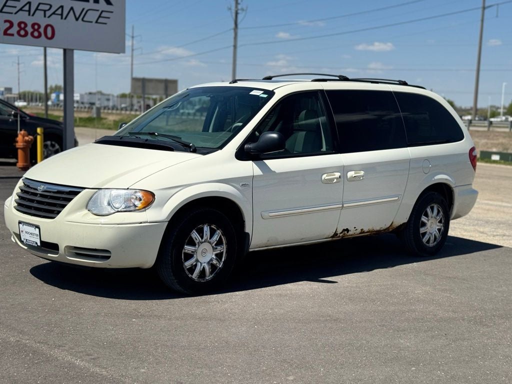 2007 Chrysler Town & Country Touring