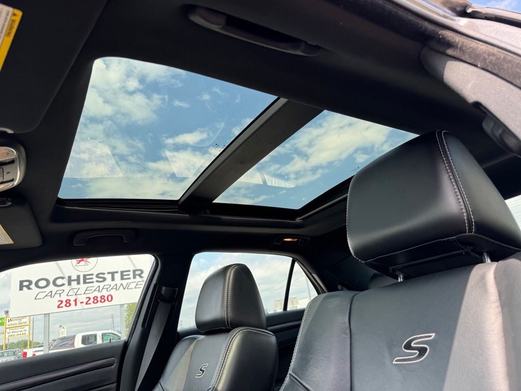 2014 Chrysler 300 S