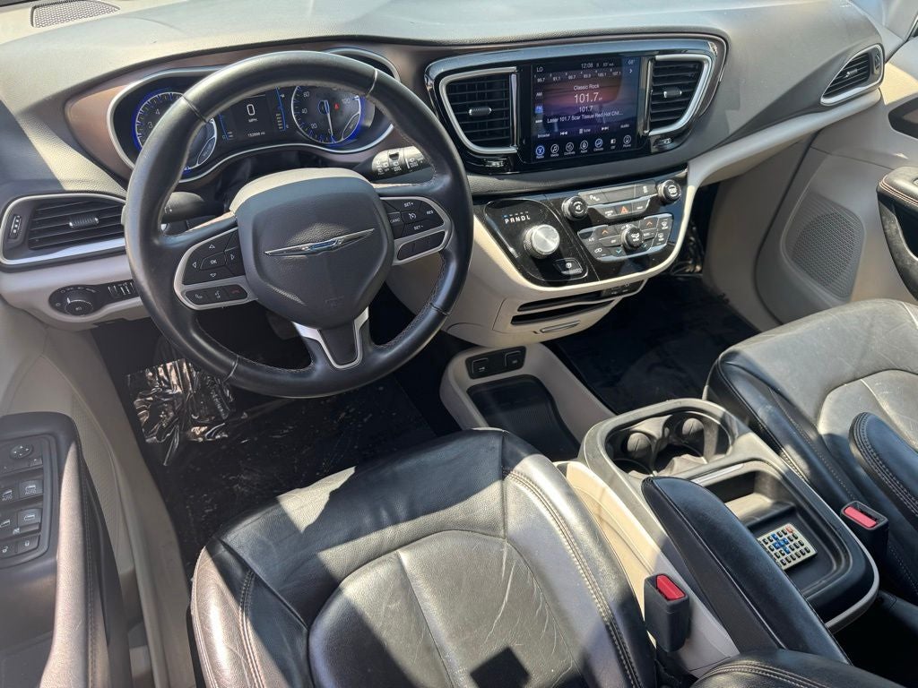 2017 Chrysler Pacifica Touring L