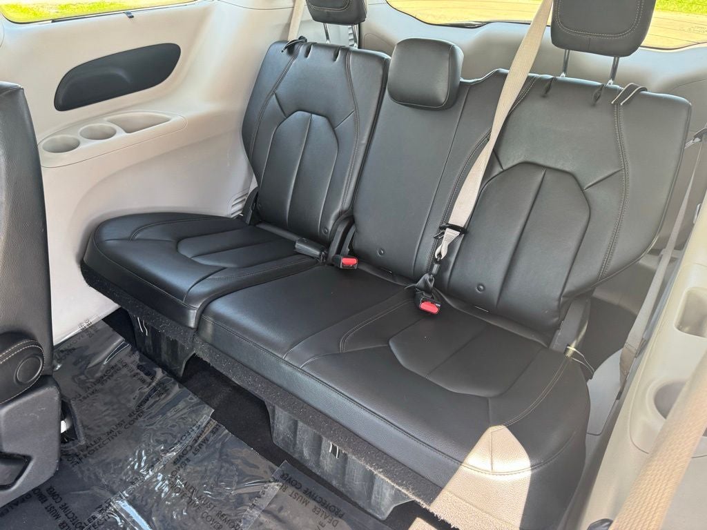 2017 Chrysler Pacifica Touring L