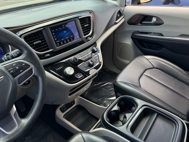 2020 Chrysler Voyager LXI