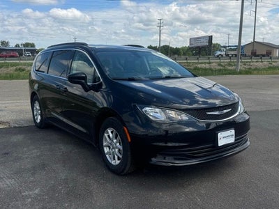 2020 Chrysler Voyager LXI