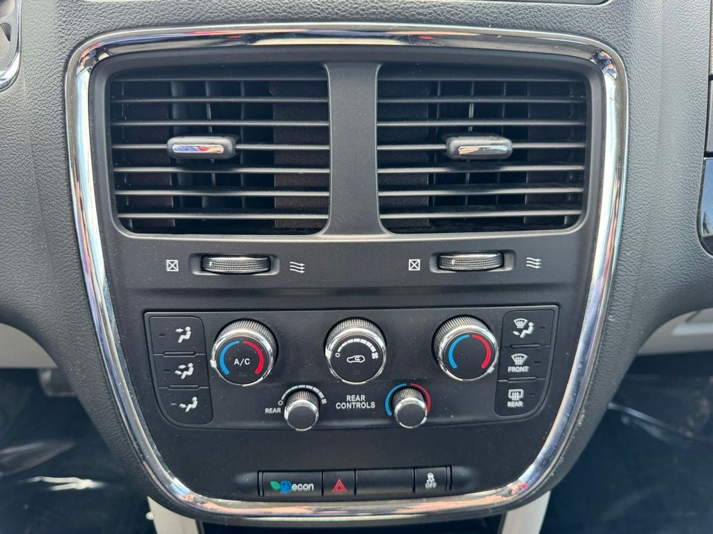 2013 Dodge Grand Caravan SE