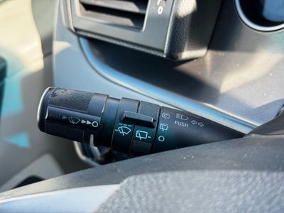 2010 Volkswagen Routan SE