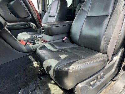 2008 Cadillac Escalade EXT Base
