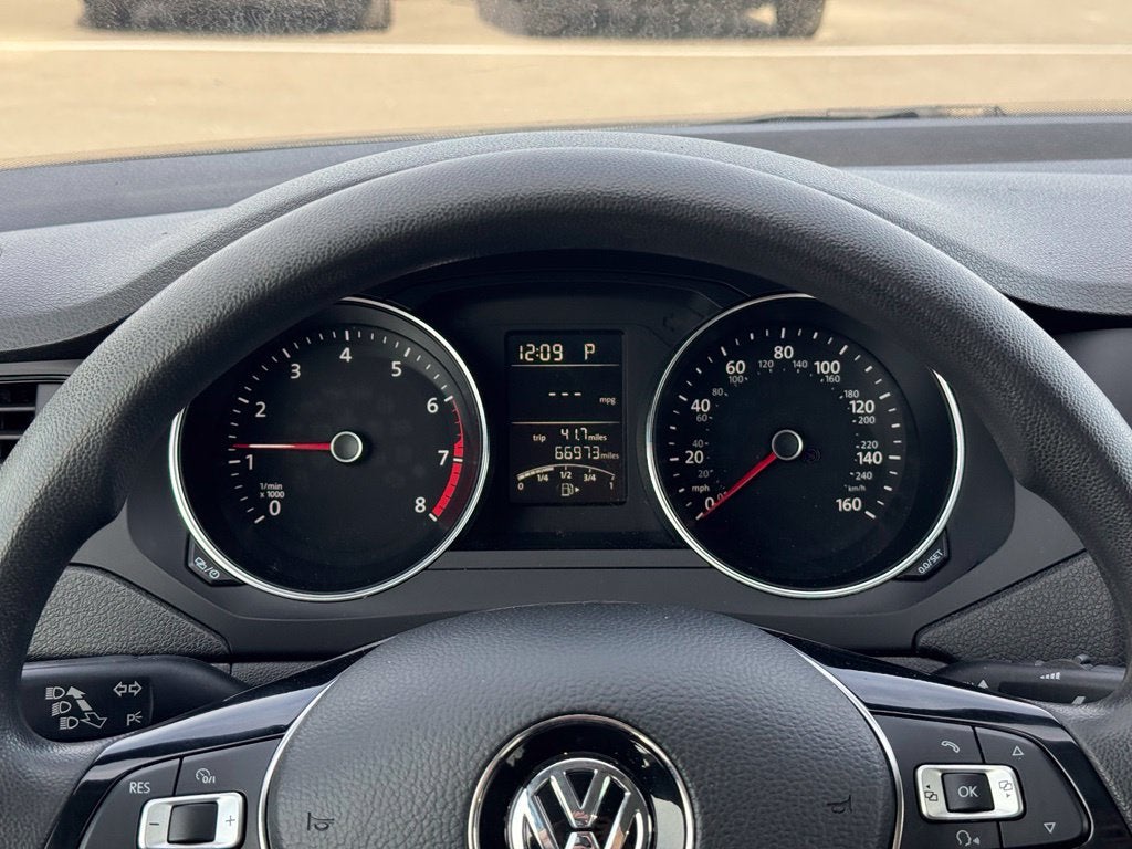 2015 Volkswagen Jetta 2.0L S