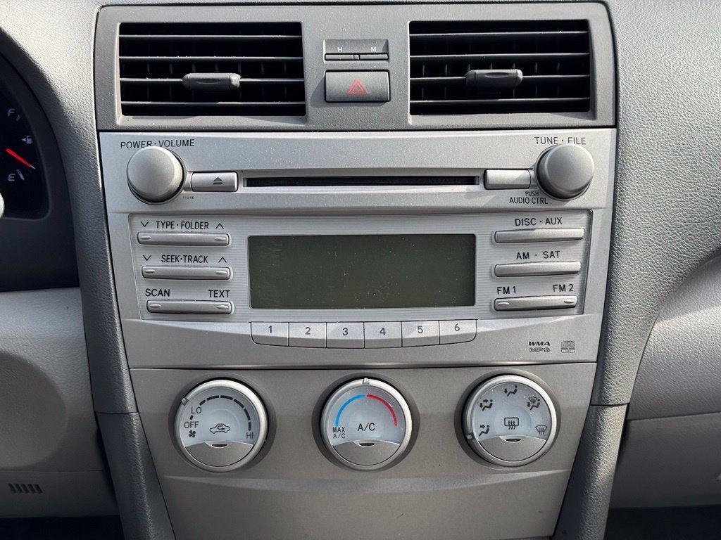 2010 Toyota Camry LE