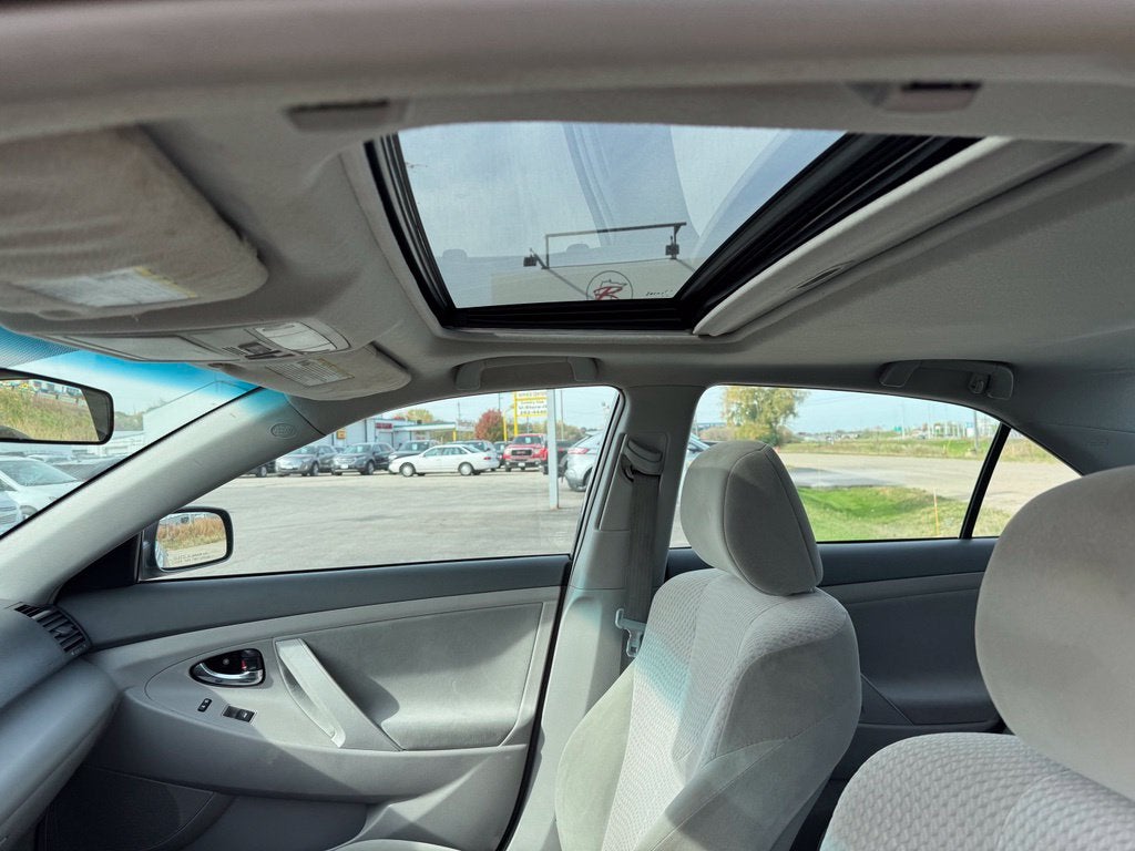 2010 Toyota Camry LE