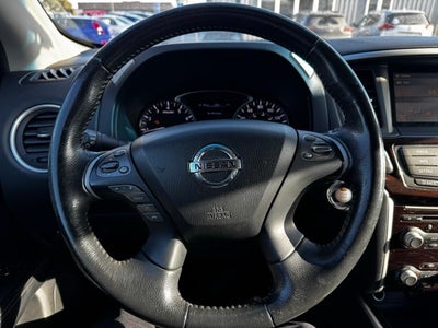 2014 Nissan Pathfinder SL