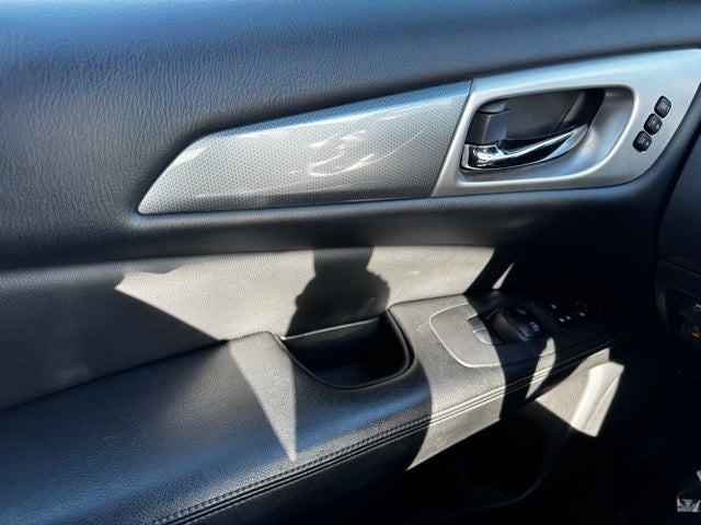 2018 Nissan Pathfinder SL