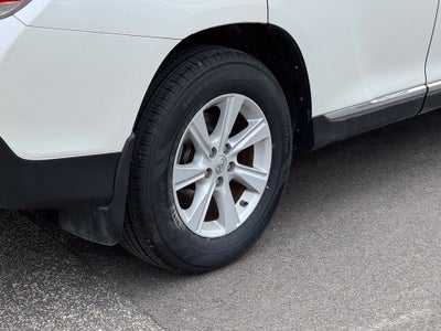 2013 Toyota Highlander SE
