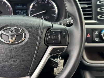 2014 Toyota Highlander LE Plus V6