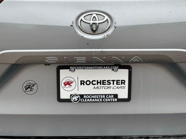 2013 Toyota Sienna XLE 7 Passenger