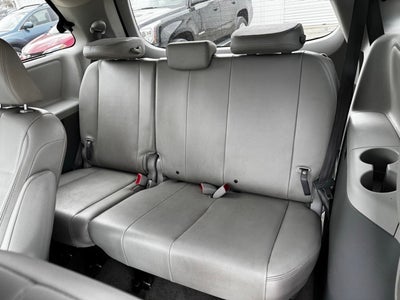 2013 Toyota Sienna XLE 7 Passenger