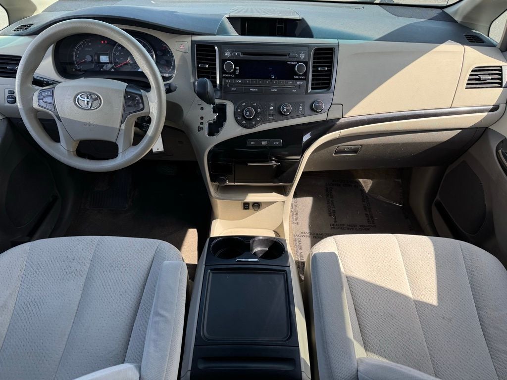 2012 Toyota Sienna LE 7 Passenger