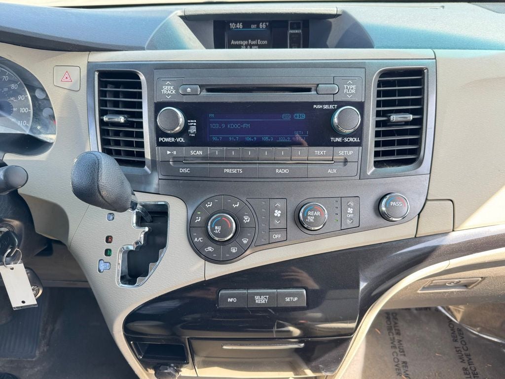 2012 Toyota Sienna LE 7 Passenger