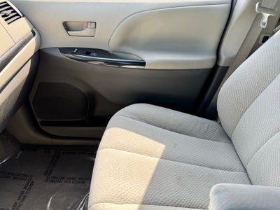 2012 Toyota Sienna LE 7 Passenger