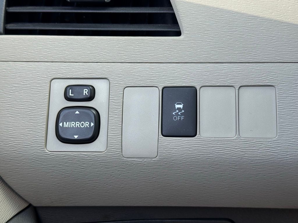 2012 Toyota Sienna LE 7 Passenger