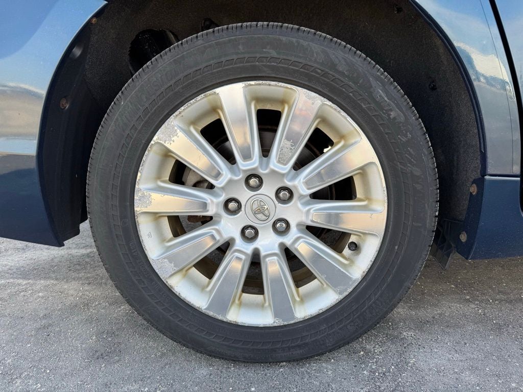 2012 Toyota Sienna LE 7 Passenger
