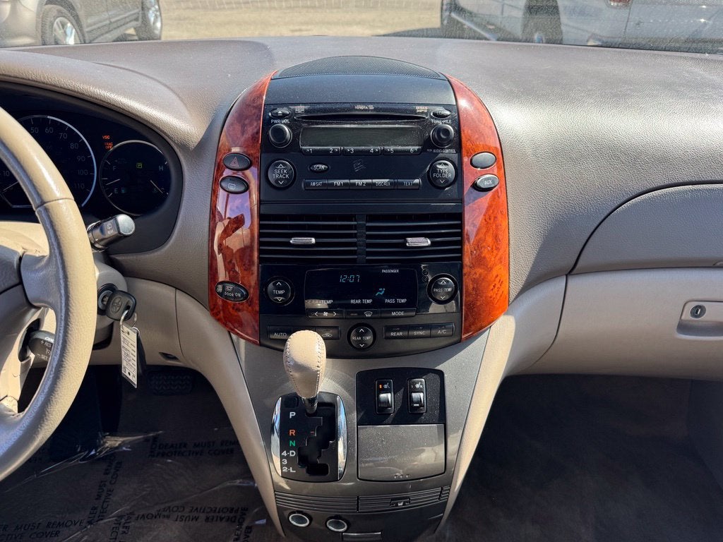 2010 Toyota Sienna XLE