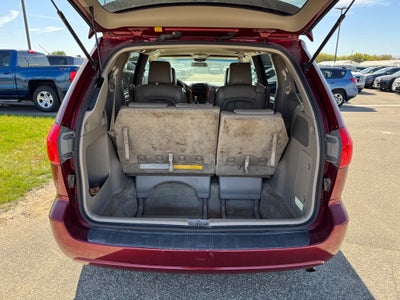 2010 Toyota Sienna XLE