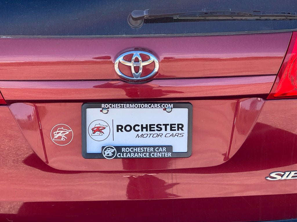 2010 Toyota Sienna XLE