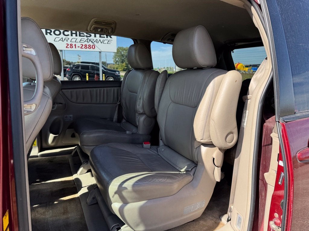 2010 Toyota Sienna XLE