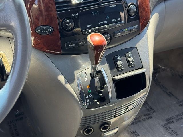 2005 Toyota Sienna XLE Limited