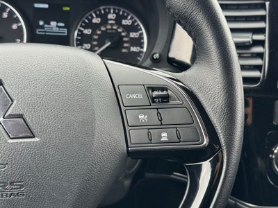 2016 Mitsubishi Outlander ES