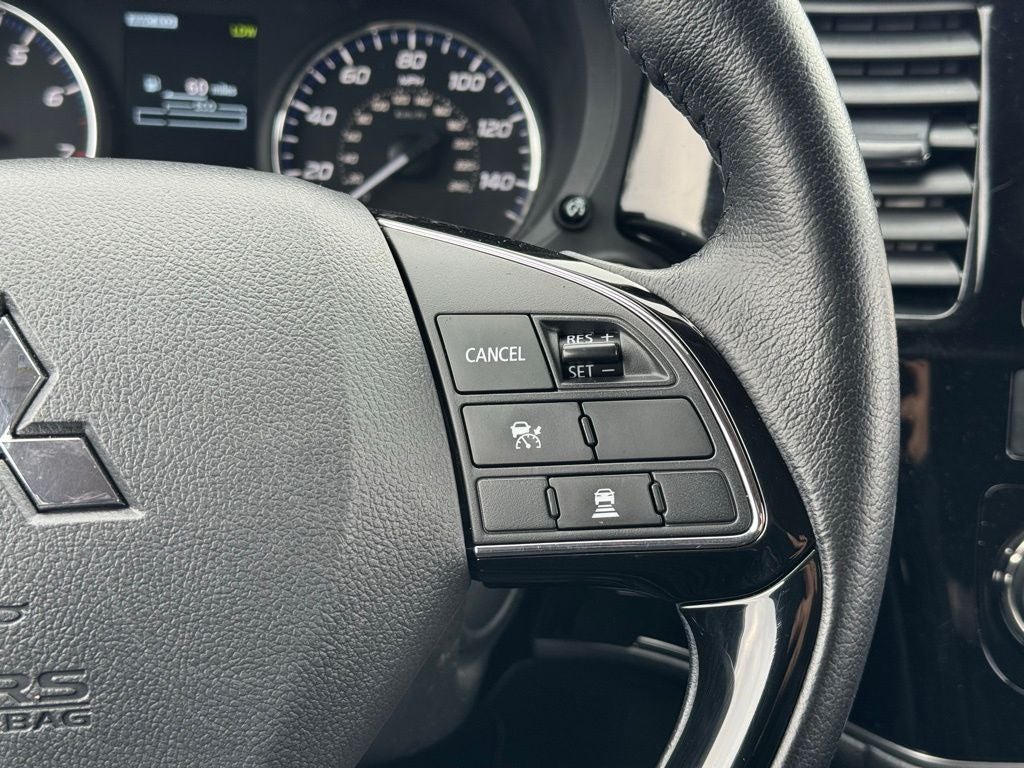 2016 Mitsubishi Outlander ES